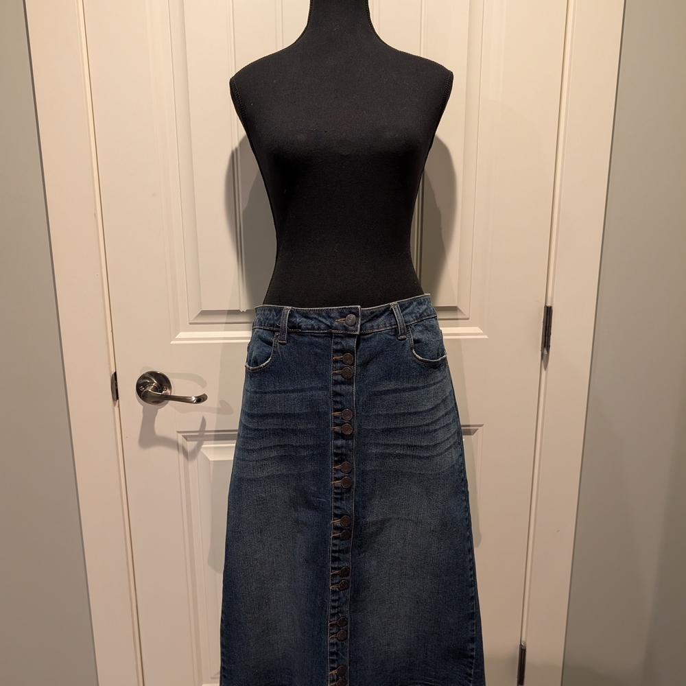 Kenneth Cole Reaction Blue Denim Skirt